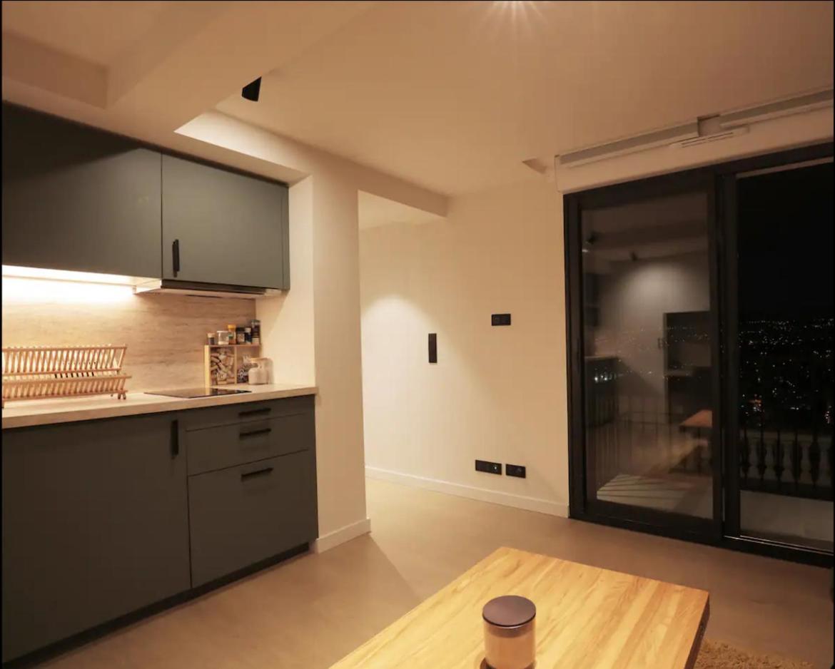 Appartamento Fully Equiped Newly Refurbished With An Incredible View In *