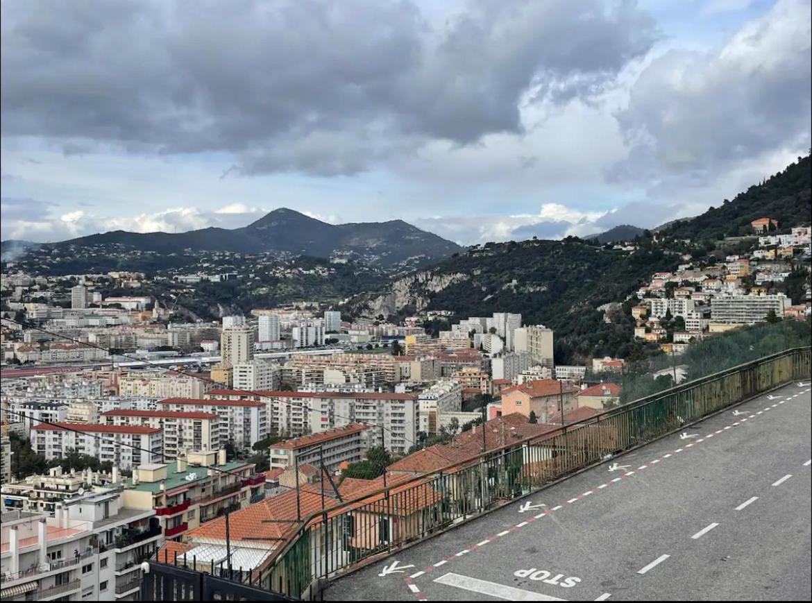 Appartamento Fully Equiped Newly Refurbished With An Incredible View In Nizza