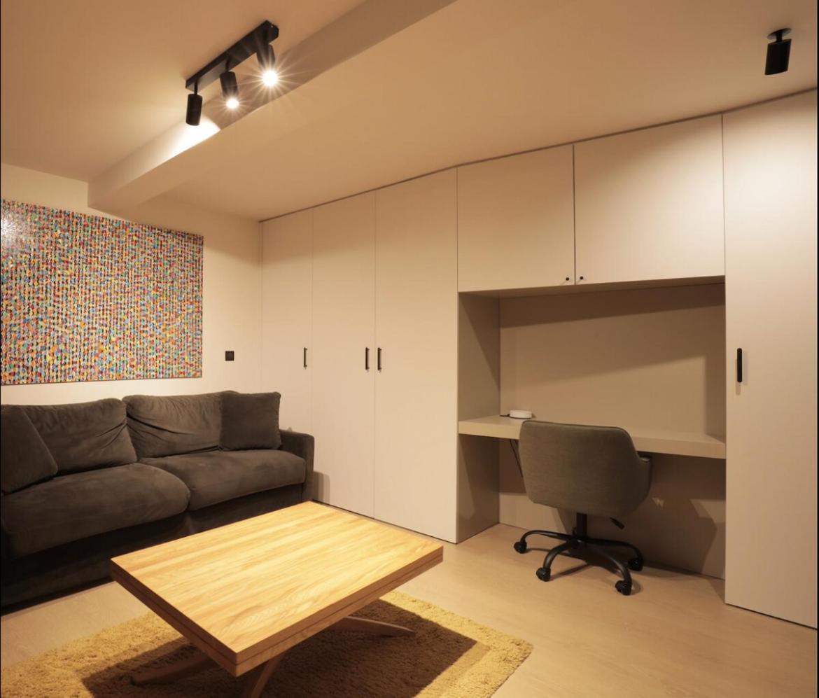 Apartment Fully Equiped Newly Refurbished With An Incredible View In *